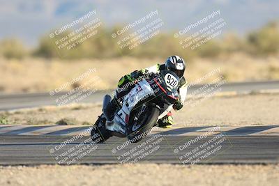 media/Dec-07-2025-CVMA (Sun) [[3e7d2de5dc]]/Race 18-Formula Twins-Formula 40 UL/